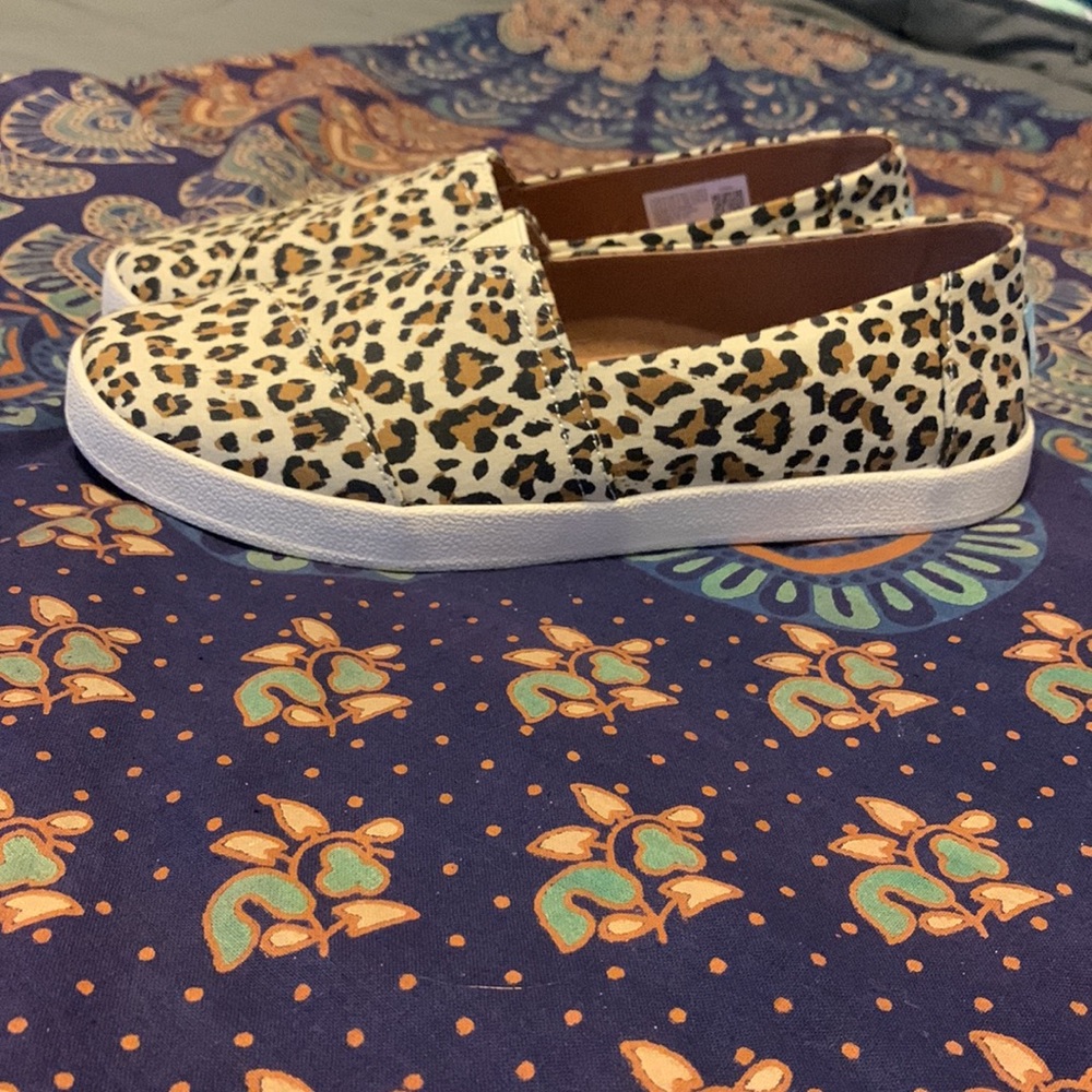 Leopard Toms - Picture 3 of 4